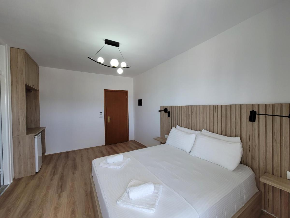 Sunlight Apartments Gjordeni Ksamil Bagian luar foto