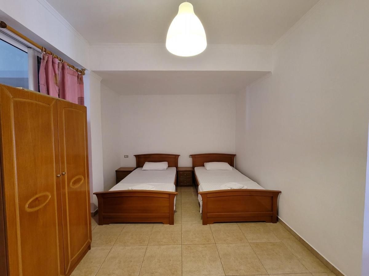 Sunlight Apartments Gjordeni Ksamil Bagian luar foto